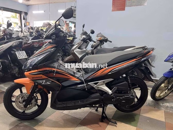 Honda Air Blade Thái Lan Đen cam