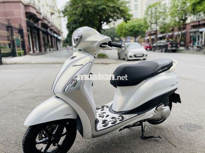Yamaha Grande Trắng 125cc bản smatki