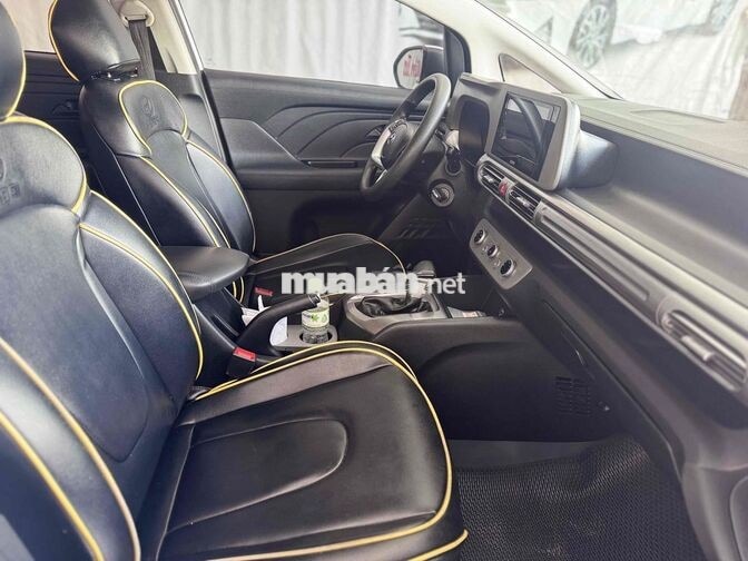 Hyundai Stargazer 7 chỗ Tự động Trắng