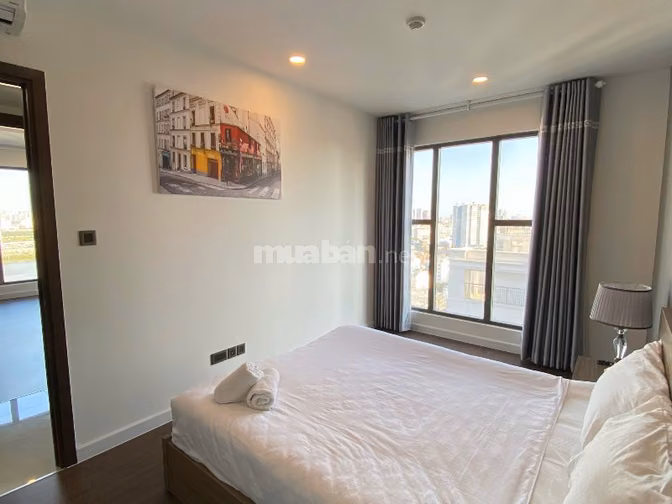 Cho thuê CHCC Saigon Royal 35 Bến Vân Đồn, Phường 12, Quận 4 