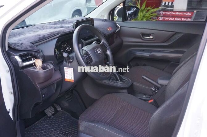 Toyota Avanza G CVT 2025 Trắng Tự động 13,117 km