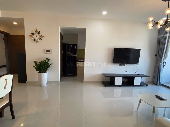 Cho thuê CHCC Saigon Royal 35 Bến Vân Đồn, Phường 12, Quận 4 