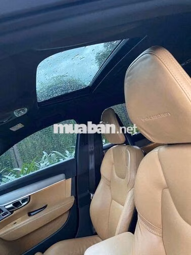 Volvo S90 2016 Sedan Đen 11 vạn km