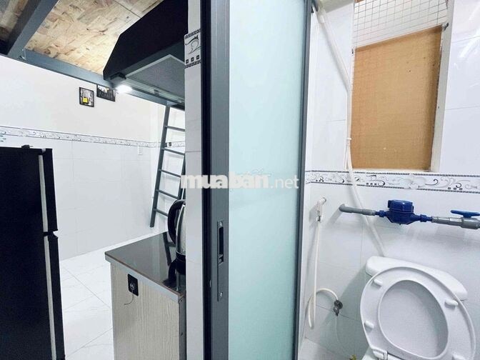 PHÒNG GÁC GẦN ĐH UEH CĐKTE Q10 tiện qua Q5