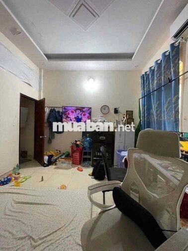 Cho thuê nhà nguyên căn  ngay Emart Phan Huy Ích