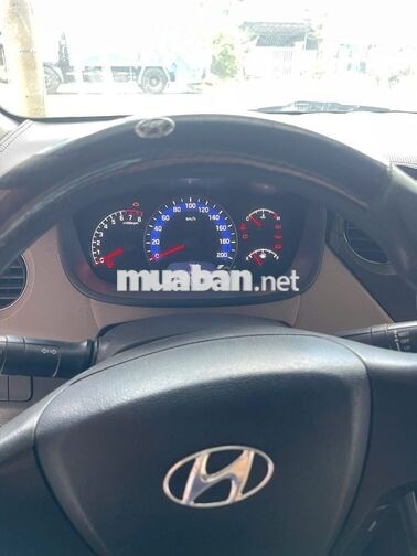 Hyundai Grand i10 Số sàn Xăng Trắng 88017 km