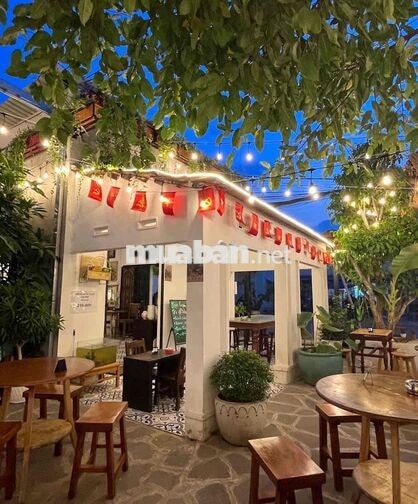 TUYỂN DỤNG NHÂN VIÊN PHỤC VỤ/PHA CHẾ
