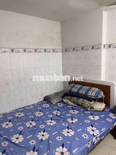 Cần cho thuê một nam ở ghép, do mình chạy xe dịch vụ nên đi suốt
