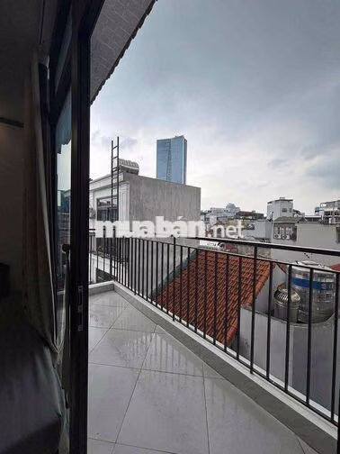 Studio Ban Công Mini Tiện Đi UTH - HVCB - VLU