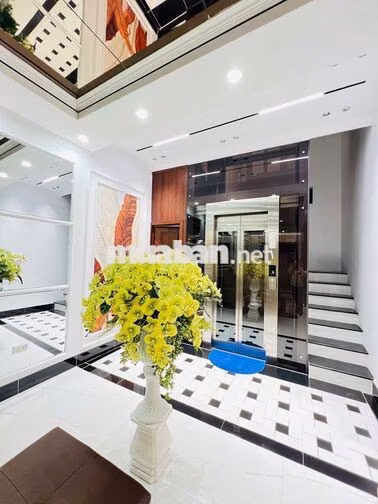 Cho thuê nhà riêng Ngọc Khánh, 55m 6 tầng thang máy mới đẹp chỉ 20tr