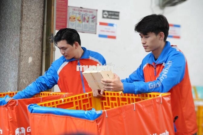 QUẬN 8 - GIAO HÀNG NHANH TUYỂN DỤNG NV GIAO HÀNG