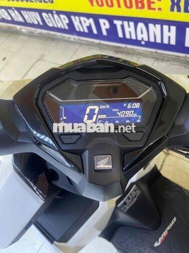 Honda Vario v3 2025 Trắng 125cc 4 ngày cây số