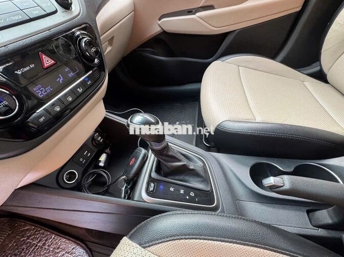 Hyundai Accent Đặc biệt 2019 Số tự động Trắng
