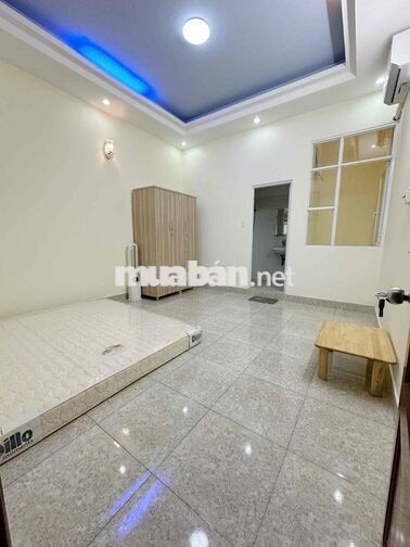 phòng có nội thất wc riêng 1ng ở hẻm 417 Quang Trung