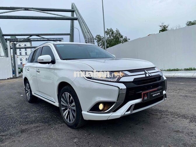 Mitsubishi Outlander 2.0 CVT 2024 Trắng 25.000 km