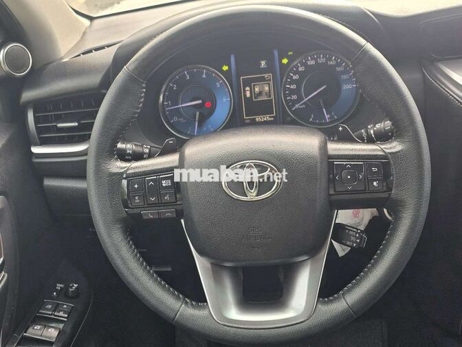 FORTUNER 2.4G SX 2022 AT DẦU 95000KM BẢO HÀNH 1NAM