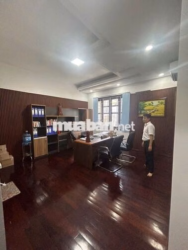 Cho thuê nhà Biệt Thự đẹp nhất khu Phổ Quang, Phường 9, Phú Nhuận 