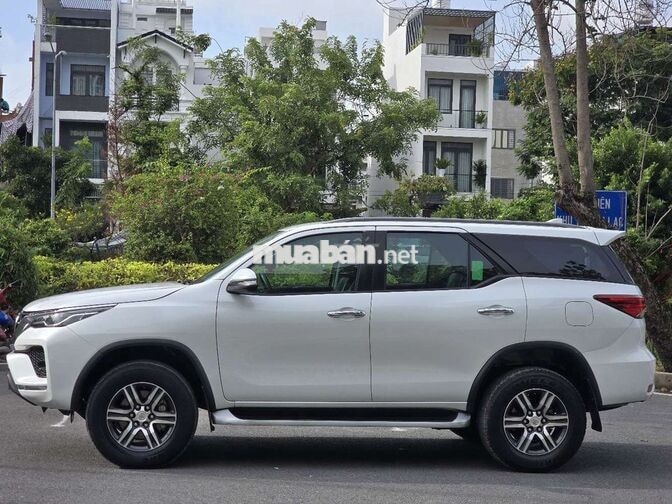 FORTUNER 2.4G SX 2022 AT DẦU 95000KM BẢO HÀNH 1NAM