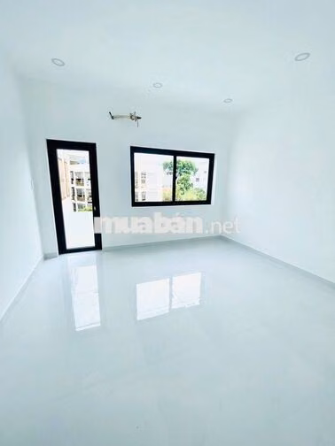 CHO THUÊ NHÀ MẶT TIỀN 243B LÊ QUANG ĐỊNH – NGANG 5M – NHÀ MỚI SỬA LẠI