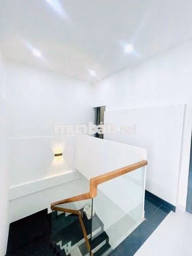 CHO THUÊ NHÀ MẶT TIỀN 243B LÊ QUANG ĐỊNH – NGANG 5M – NHÀ MỚI SỬA LẠI