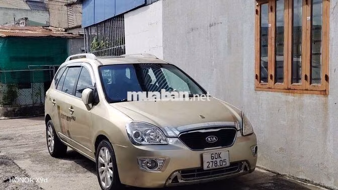 KIA CARENS 2011 Số tự động Vàng 7 chỗ