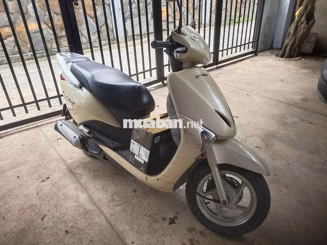 Honda Lead 2010 Vàng kem 68831 km
