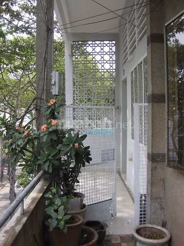 Cho thuê căn hộ chung cư 197 Nguyễn Tri Phương, phường An Đông.