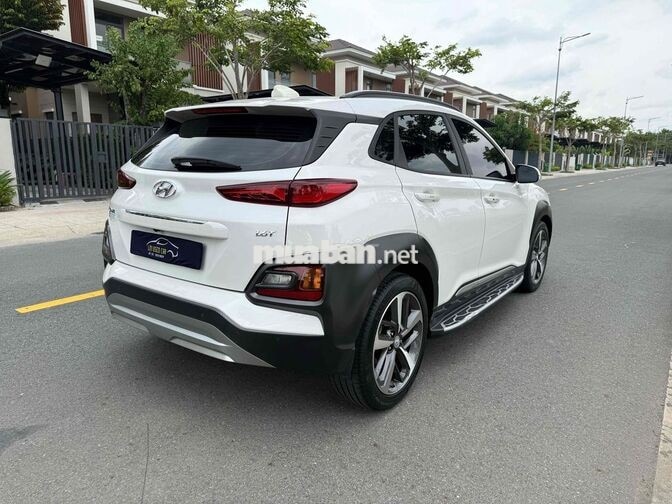 Hyundai Kona 1.6 Turbo 2021 Trắng Tự động 4 vạn