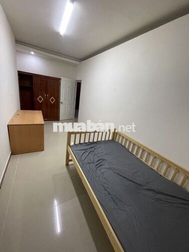 Chính Chủ Cho Thuê Phòng Chung Cư Era Town Đức Khải