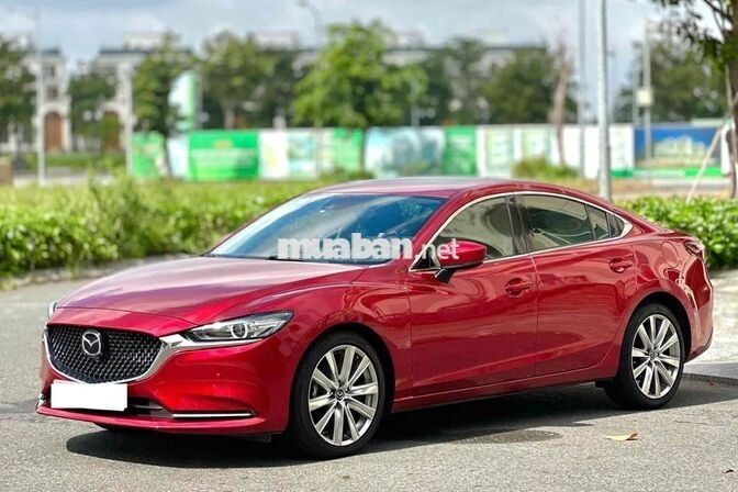 Mazda 6 Premium 2024 Đỏ Pha Lê 15.000 km