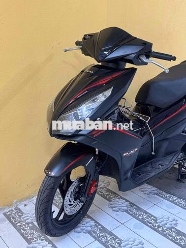 Air Blade 125 Đen mù siêu mới máy rin cực kỳ mạnh