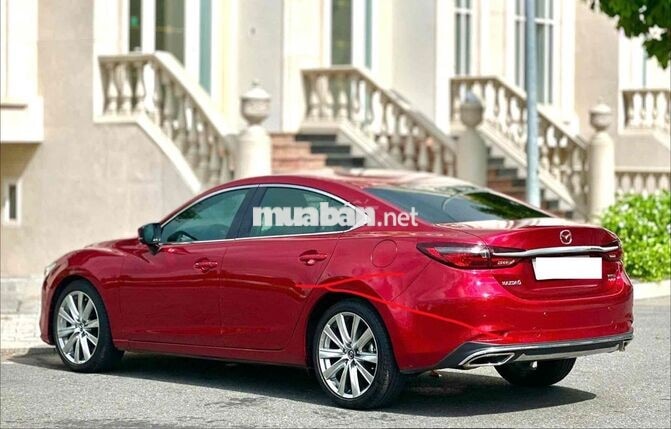 Mazda 6 Premium 2024 Đỏ Pha Lê 15.000 km