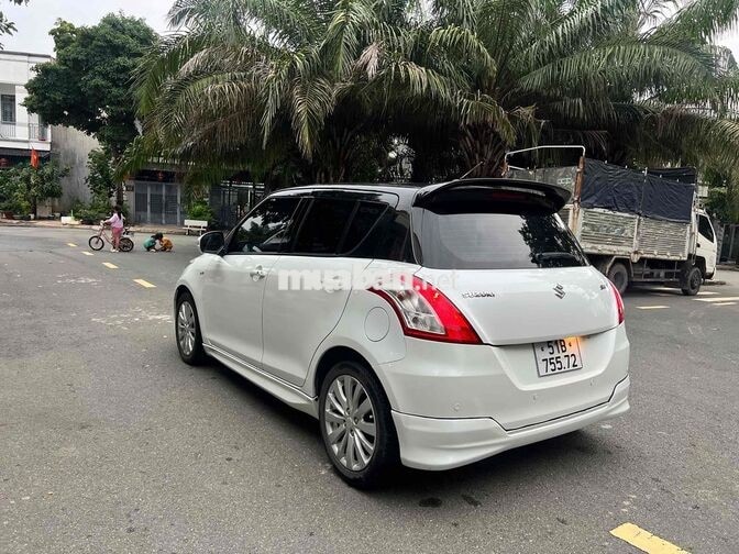 Suzuki Swift 2014 Trắng 1.4L AT Đẹp Và Thể Thao