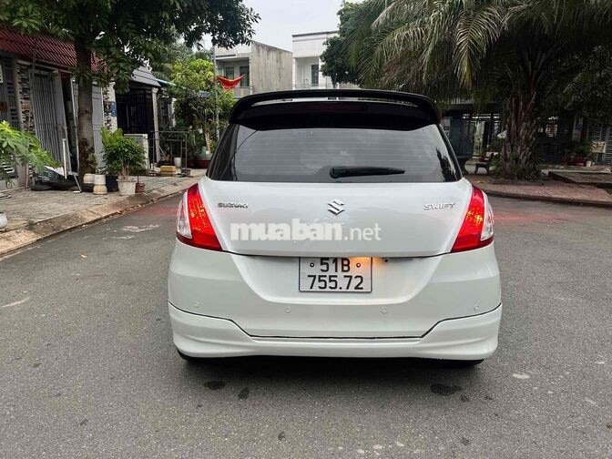 Suzuki Swift 2014 Trắng 1.4L AT Đẹp Và Thể Thao