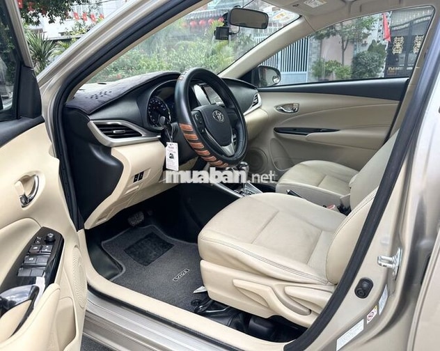 Toyota Vios 1.5G CVT ĐK2020, ít đi, trùm mền, 3van