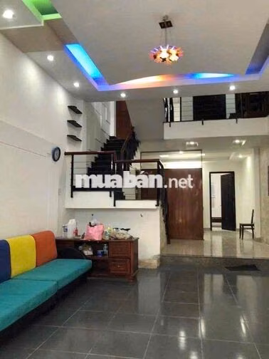 Cho thuê nhà 2 tầng mặt tiền Lê Đại gần Phan Đăng Lưu Giá Tốt