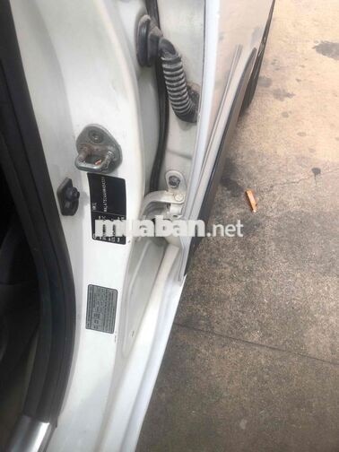 Hyundai i10 sx cuối 2016 chính chủ cà vẹt còn đẹp