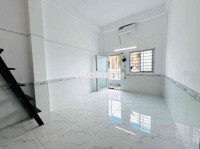 CHO THUÊ PHÒNG RỘNG Ở ĐƯỢC 3,4 NGƯỜI - GÁC CAO - THANG MÁY