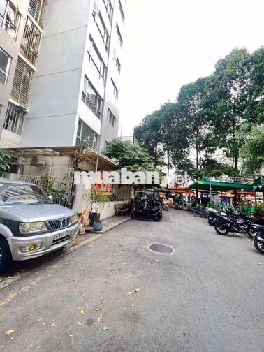 Chuyển sang nhà đất cần bán căn hộ Trệt - Shophouse vị trí VIP
