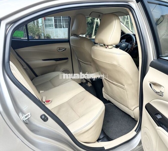 Toyota Vios 1.5G CVT ĐK2020, ít đi, trùm mền, 3van