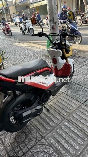 Honda Zoomer X Trắng, Đỏ, Đen