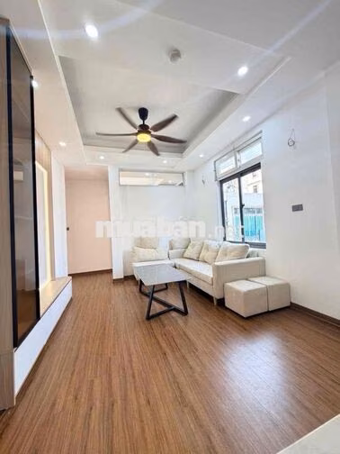 BÁN CĂN HỘ CCMN NGUYỄN TRÃI DT 55M 2PN NGÕ THÔNG Ô TÔ