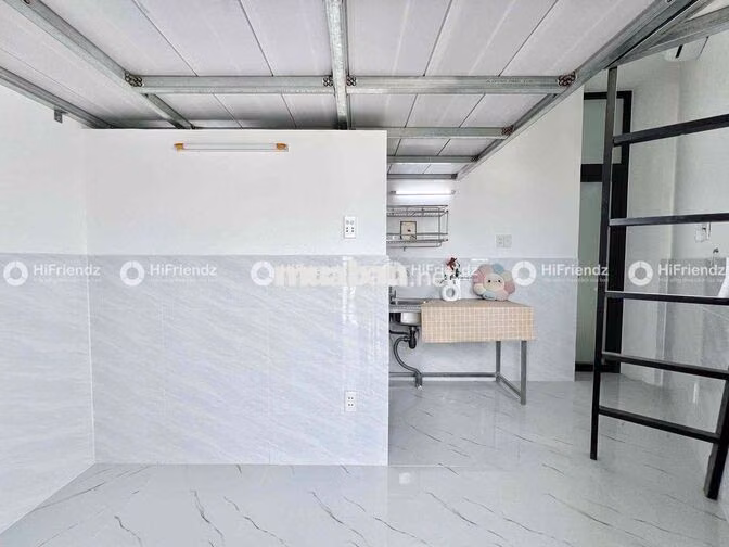PHÒNG GÁC CAO - BANCOL MỚI XÂY - SẴN MÁY LẠNH - GẦN ĐH CÔNG THƯƠNG