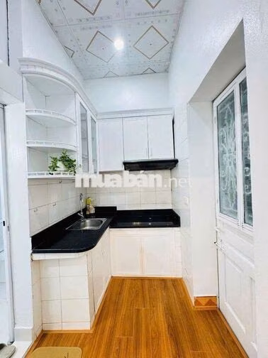 Tập Thể Khương Thượng, 3 Ngủ , 8.2 triệu/tháng