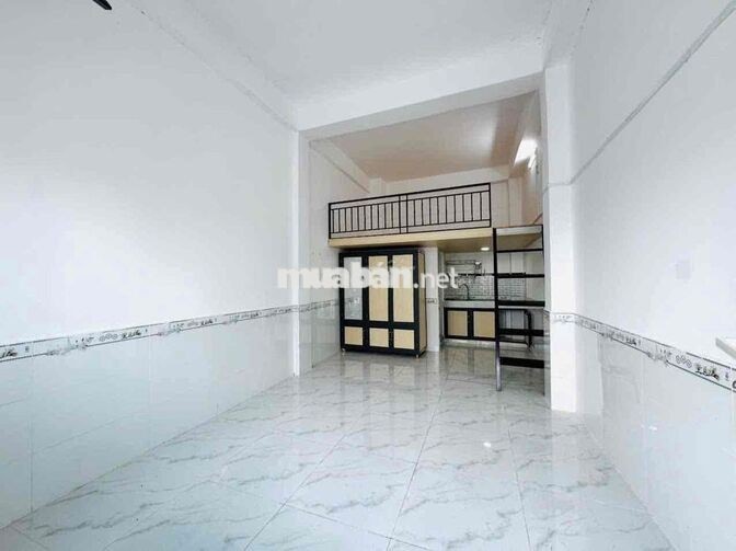 CHO THUÊ PHÒNG RỘNG Ở ĐƯỢC 3,4 NGƯỜI - GÁC CAO - THANG MÁY