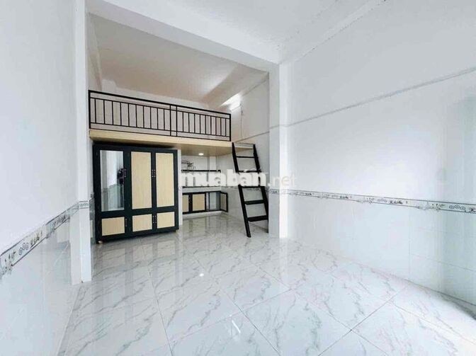 CHO THUÊ PHÒNG RỘNG Ở ĐƯỢC 3,4 NGƯỜI - GÁC CAO - THANG MÁY