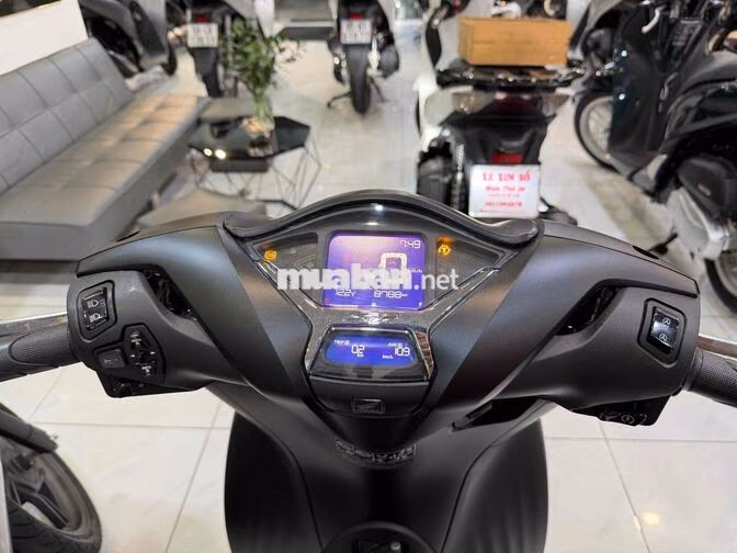 Honda SH125i ABS 2024 Đen nhám 8788 km