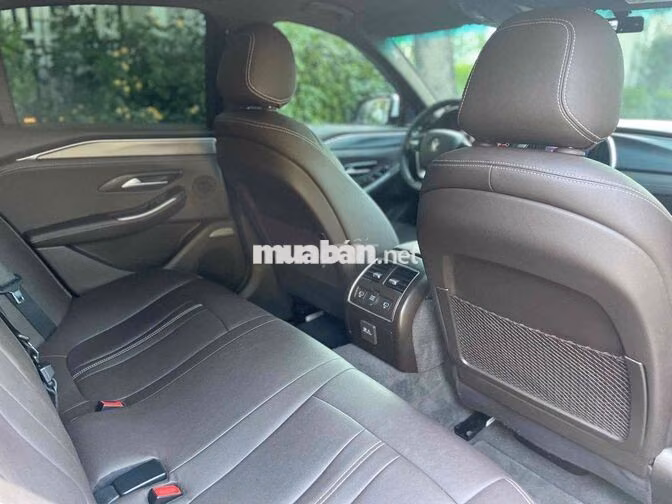 VinFast Lux A2.0 Plus 2022 Trắng 32000 km