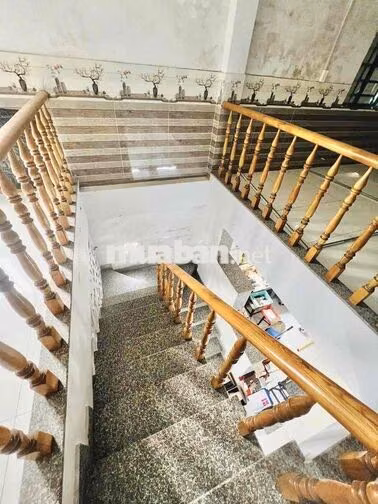 Cho thuê kho xưởng 150m2 - 2PN - 2WC - Xe tải vào tận nơi - Quận 12