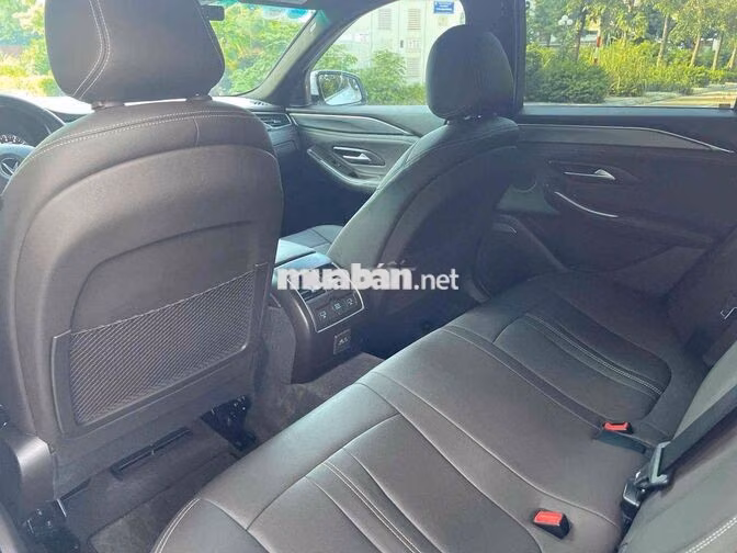 VinFast Lux A2.0 Plus 2022 Trắng 32000 km